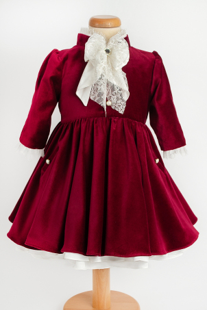 Charlotte - Elegant velvet dress with bow and lace details Charlotte - Elegant velvet dress with bow and lace details
