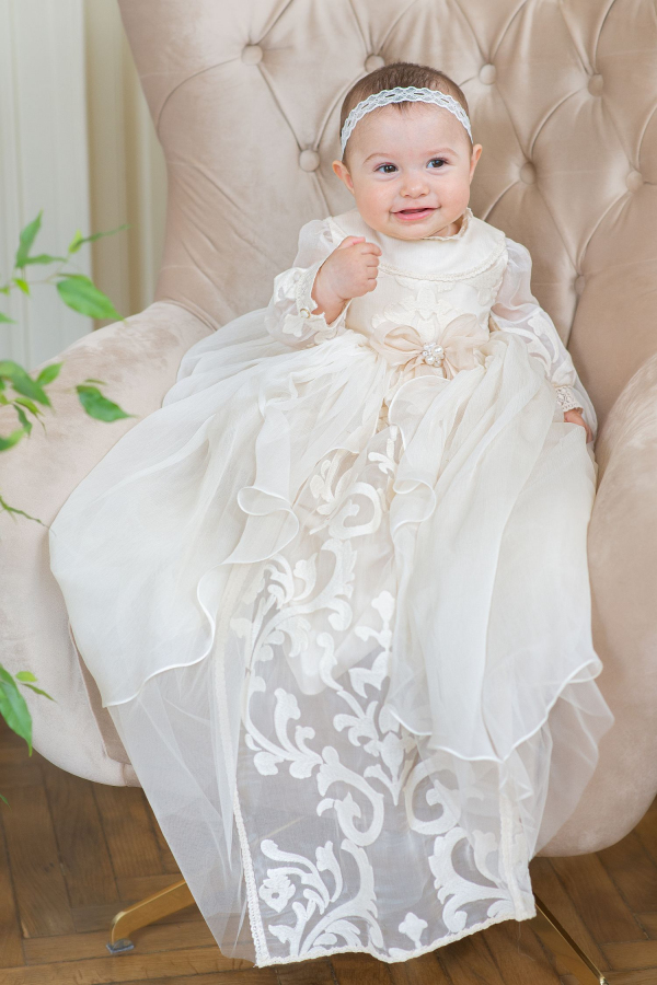 Amazon.com: Christening Gowns Baby Girl Long Sleeves Elegant Lace Baptism  Dresses Toddler with Bonnet Ivory: Clothing, Shoes & Jewelry