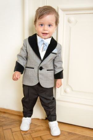 Sense of Wander - Beautiful suit for boys with velvet details