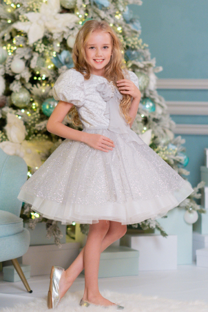 Glittering Stars - Sparkling lace dress with a silk bow and pearls