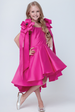 Princess Sophia - Rochie roz fucsia din tafta, cu trena, decorata pe umeri cu funde in forma de floare