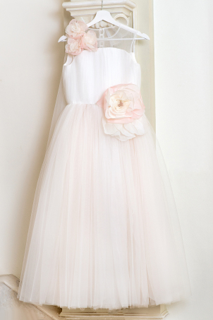 Fantasy Rose -  Elegant tulle dress decorated with hand crafted oversized flower
